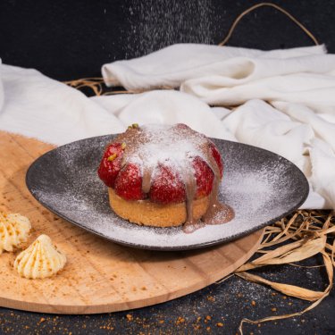 Çilekli Tart